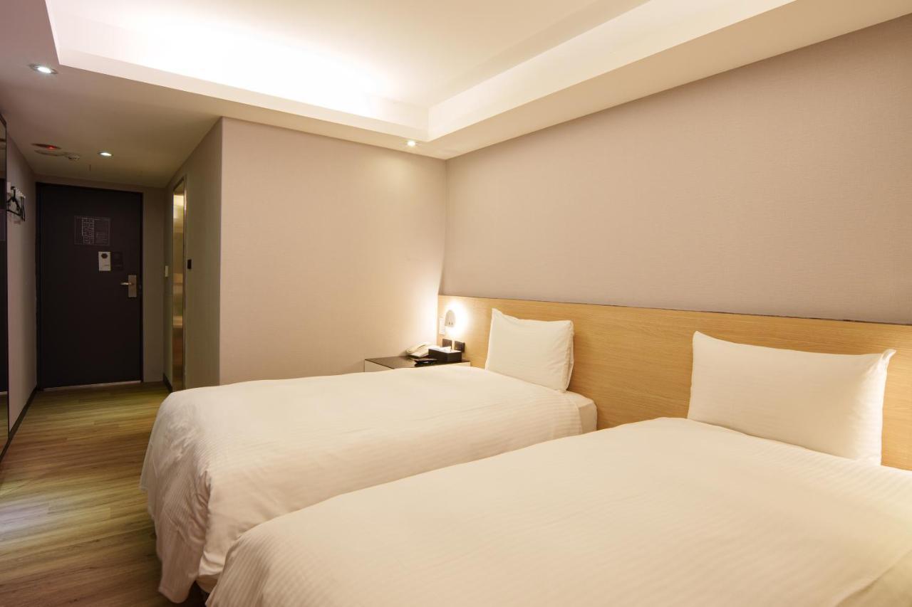 Hub Hotel טוצ'נג מראה חיצוני תמונה