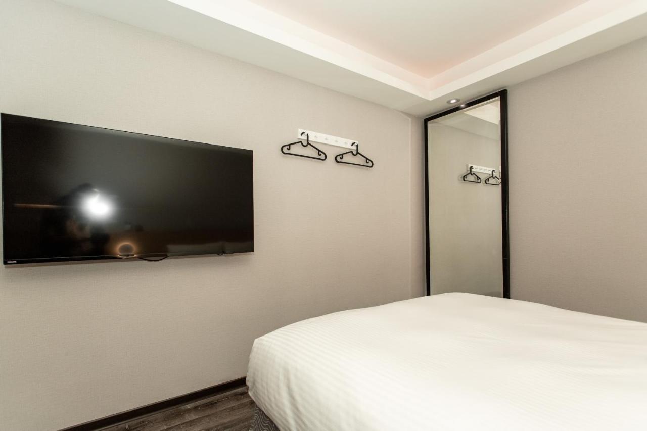 Hub Hotel טוצ'נג מראה חיצוני תמונה