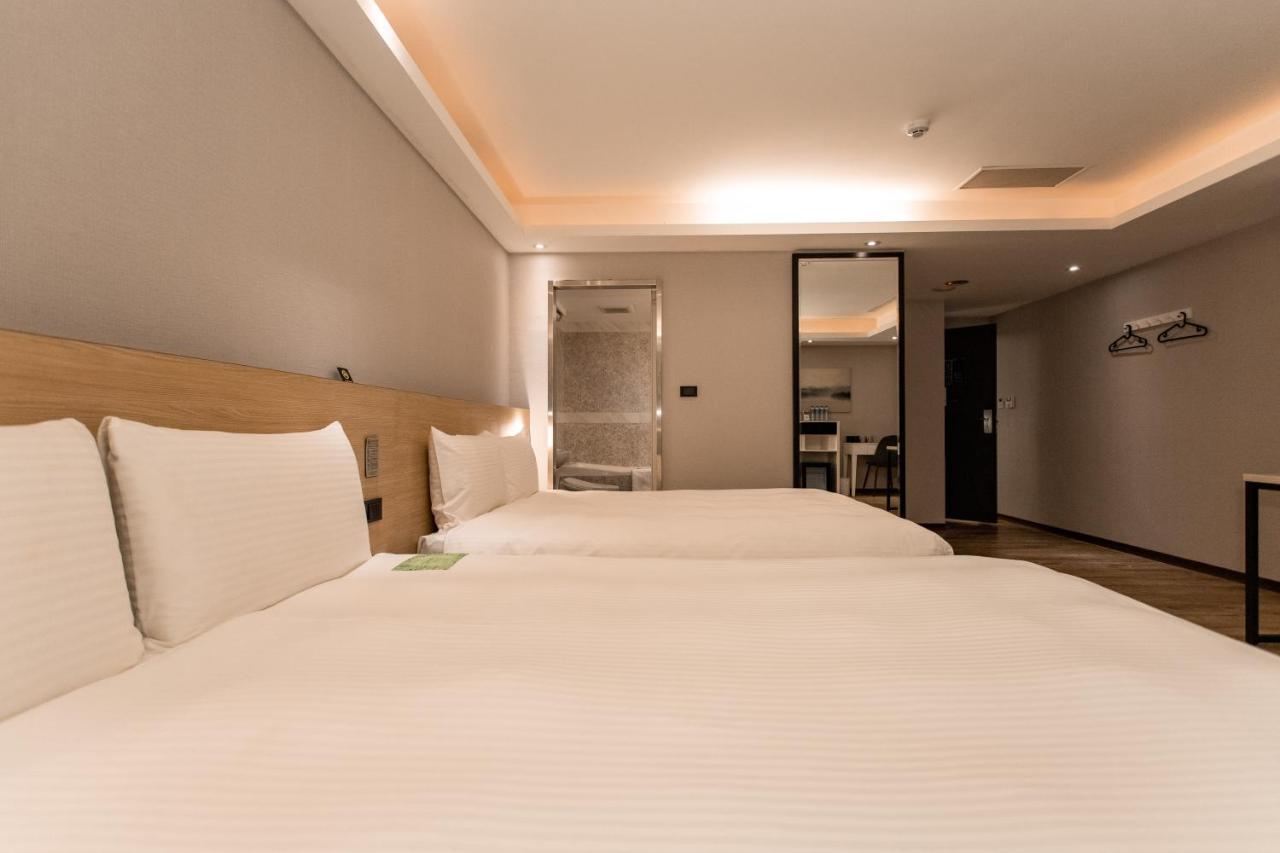 Hub Hotel טוצ'נג מראה חיצוני תמונה